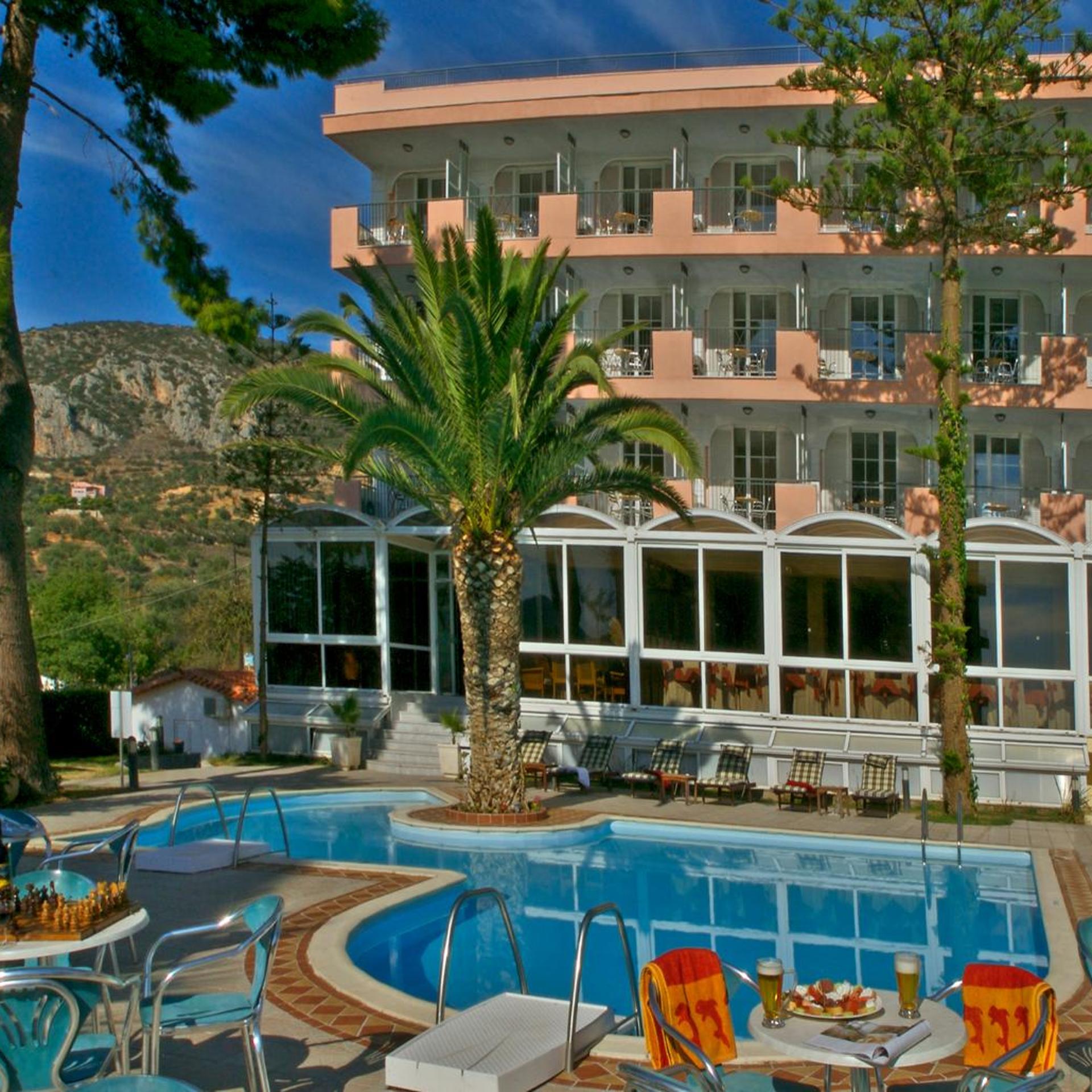 Tolon Holidays 6/56