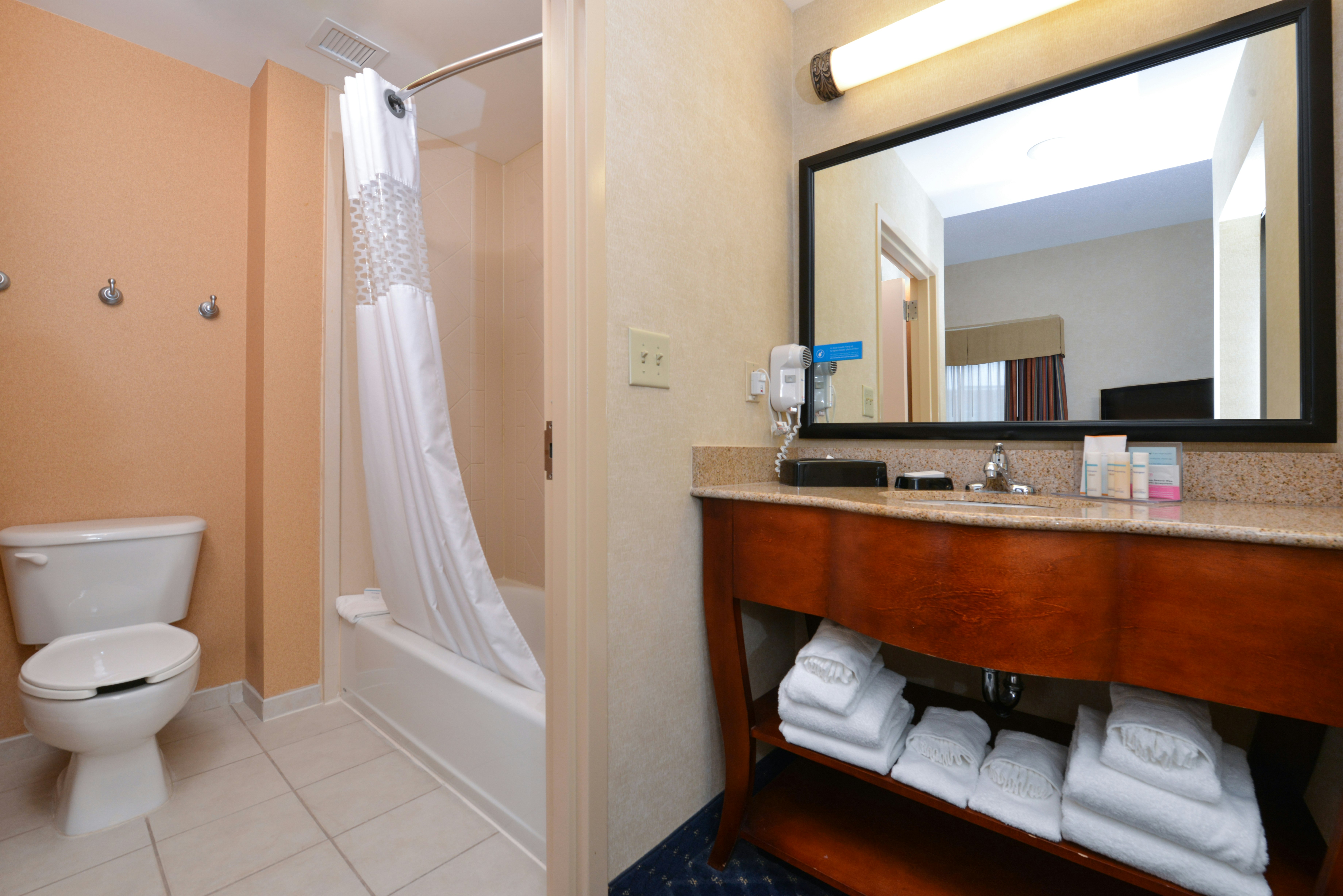 Hampton Inn & Suites Fredericksburg South 58/61