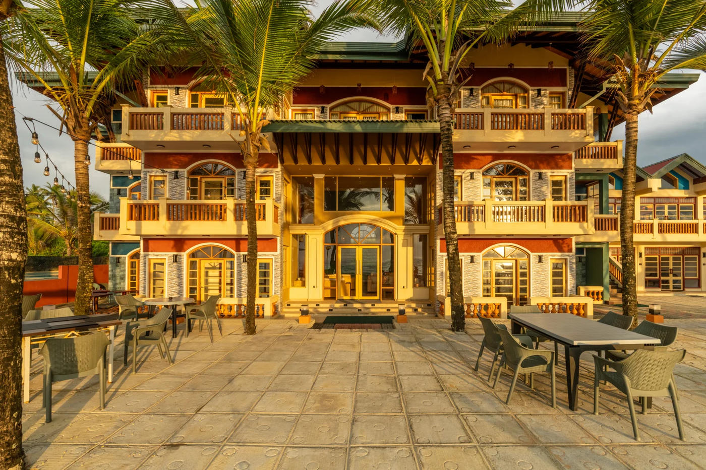 Aida The Queen Palace in INDURUWA