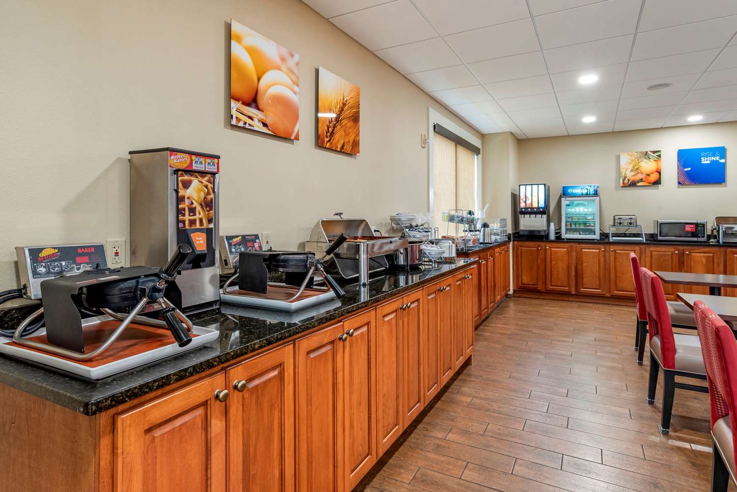 Comfort Suites Niceville Near Elgin Air Force Base 27/61