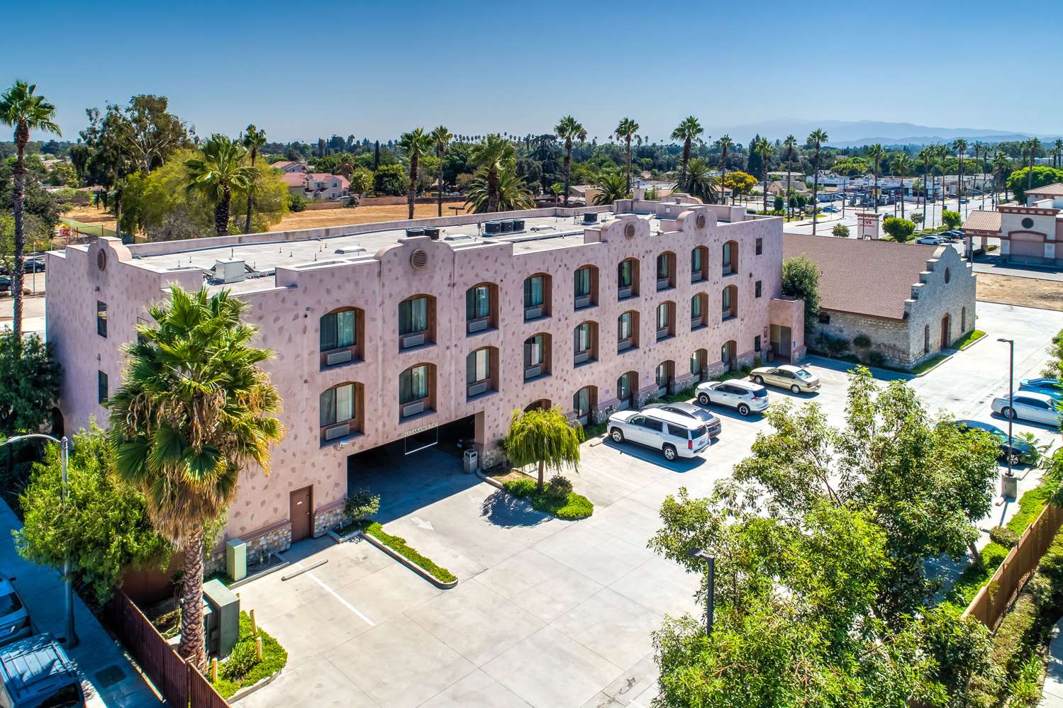 Comfort Inn Pomona near Fairplex 2/46