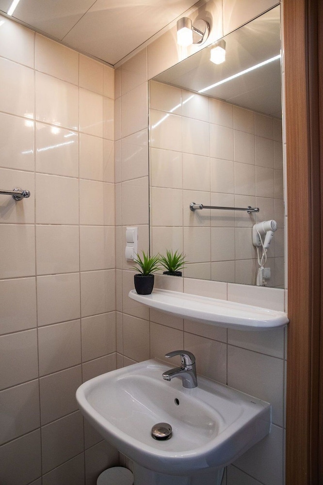 POD WAWELEM HOTEL 10/41