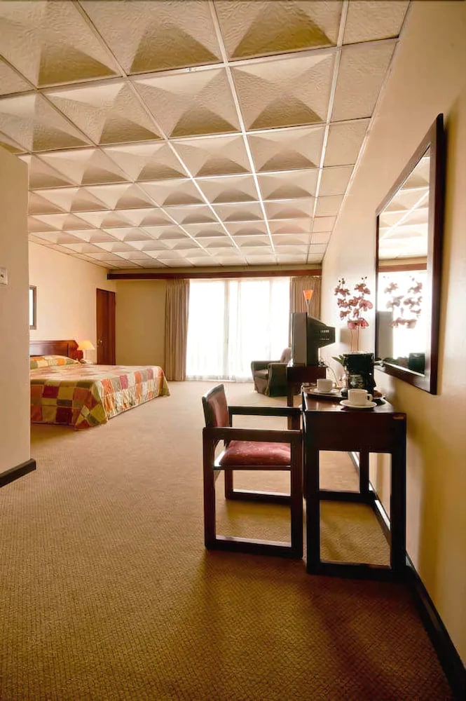 Costa Rica Tennis Club And Hotel 67/80