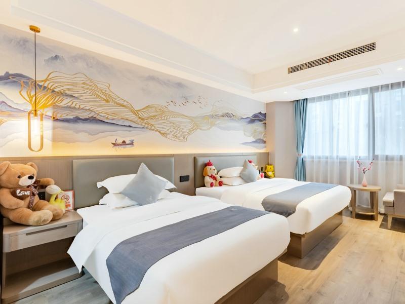 GreenTree Eastern Chizhou Changjiang Middle Road RT-Mart Hotel 15/45
