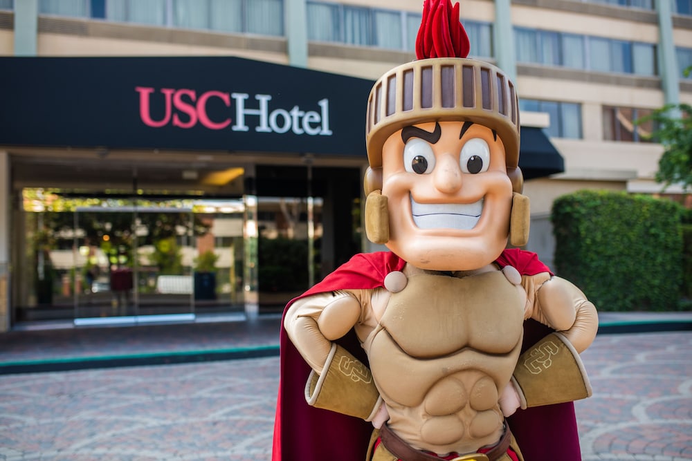 USC Hotel 22/51
