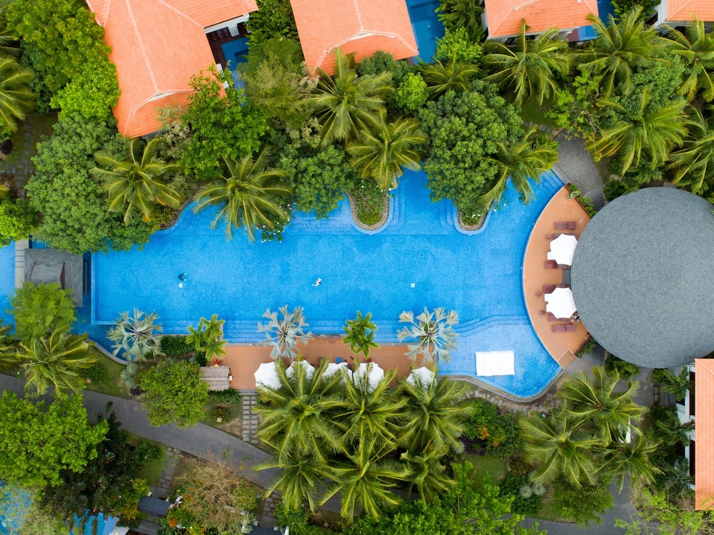 Furama Resort Da Nang 76/79