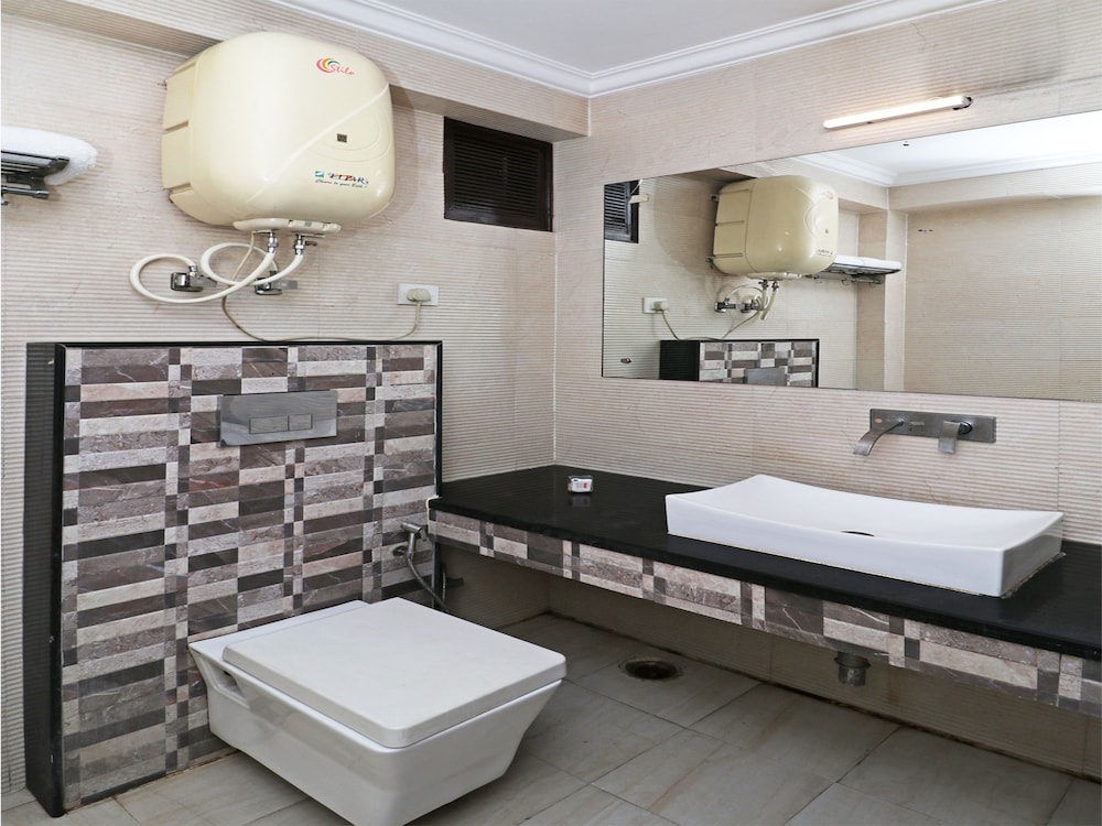 Oyo 12982 Hotel Oris International 49/50