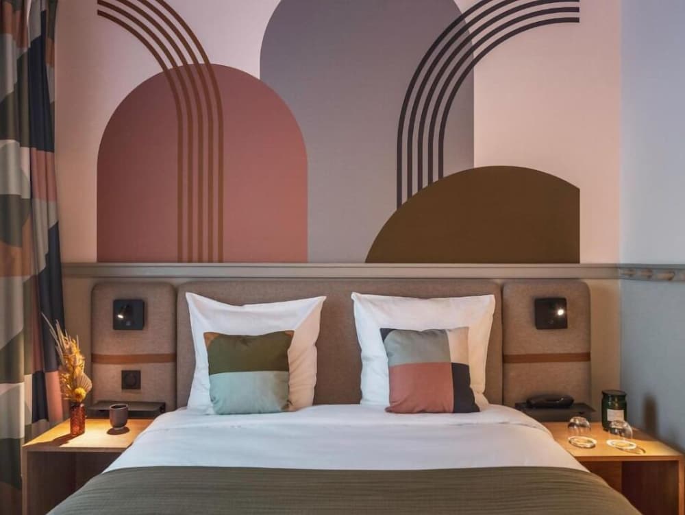 Valencia Hotel 25/40