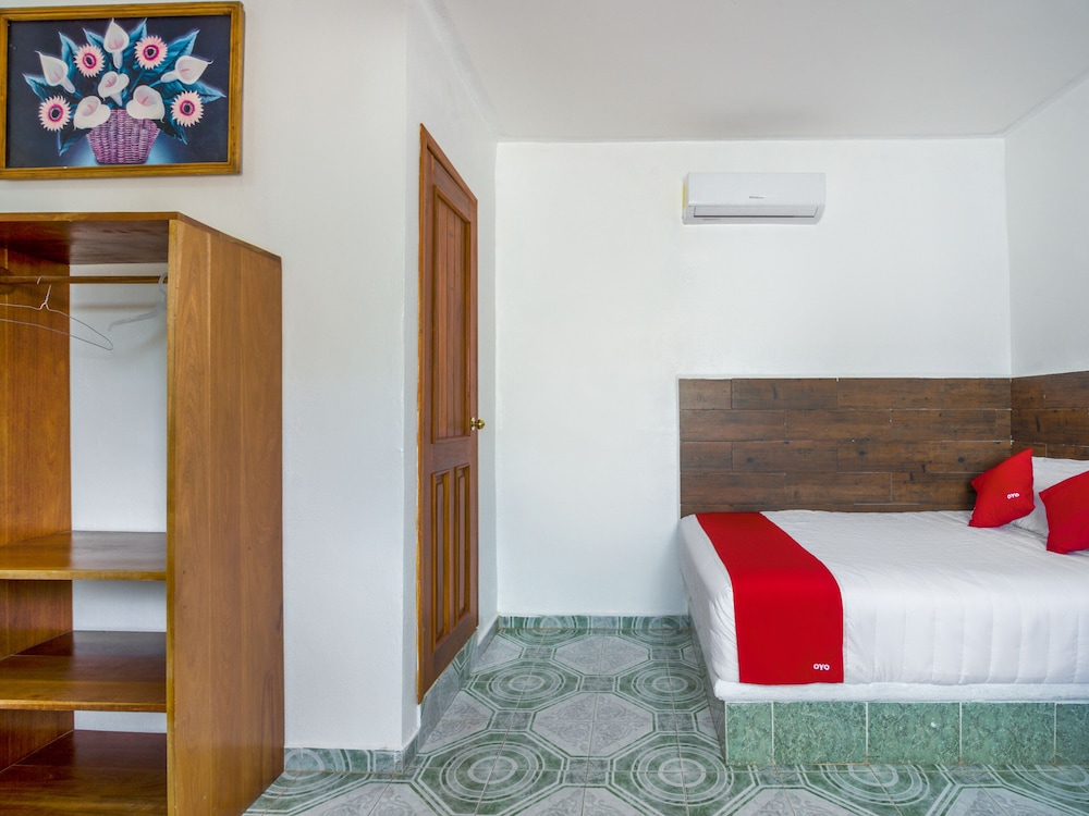 OYO Hotel Palma Real 16/34