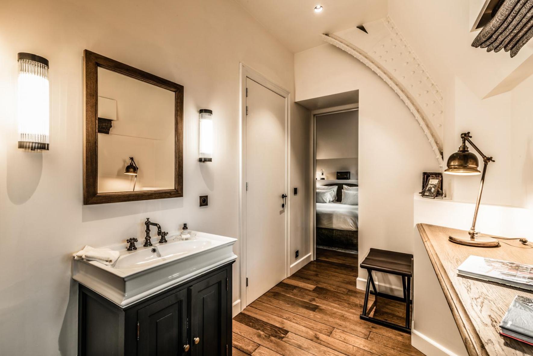 Superior, Suite, King Bed