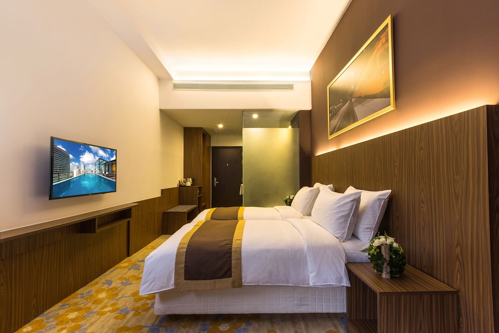 Bay Hotel Ho Chi Minh 19/66