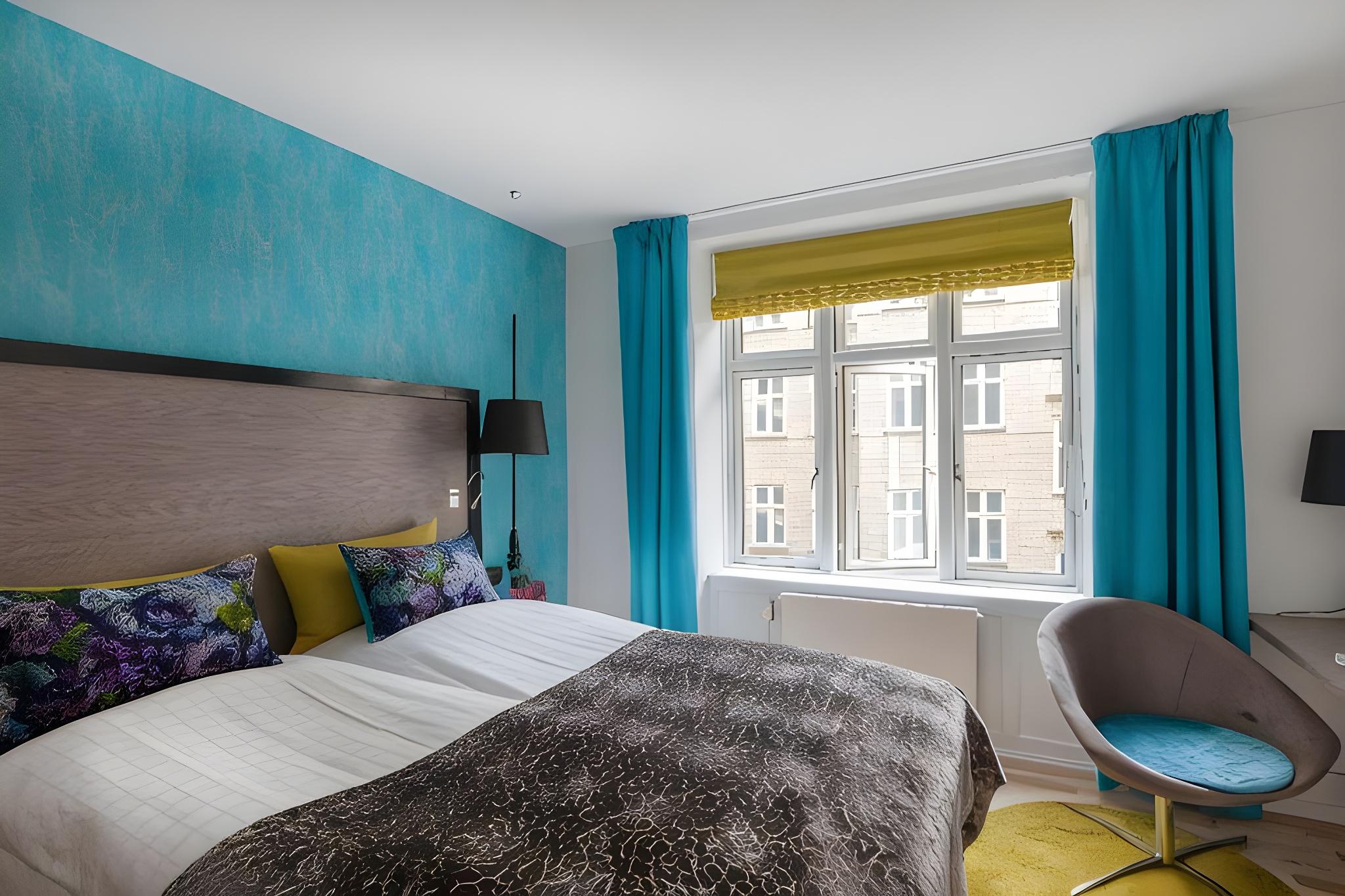 Cool, King and Twin Beds