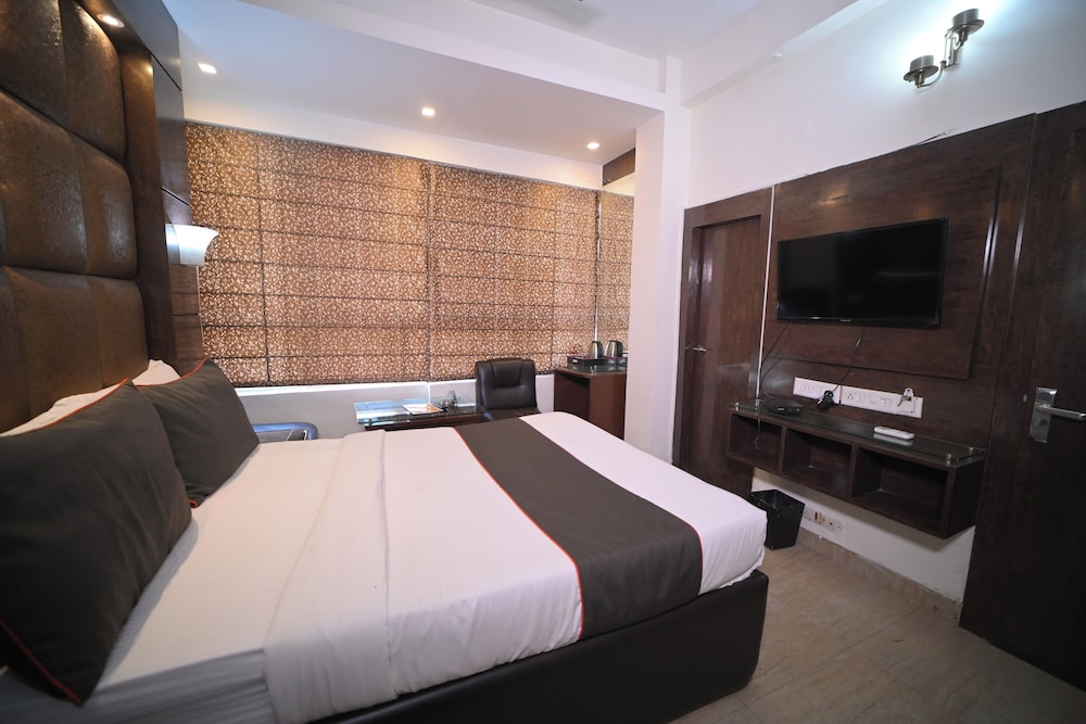 Hotel U. R. 17/40