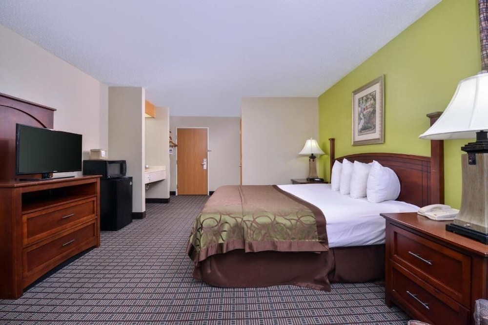 Regency Inn Geneseo 6/21