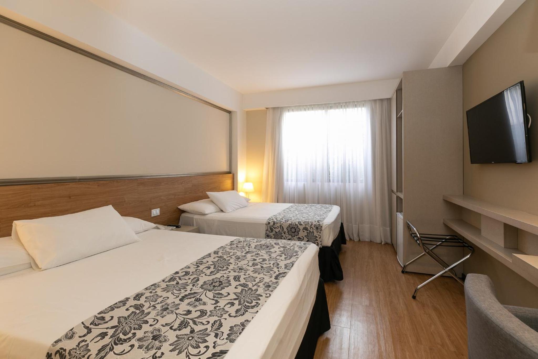 Super Deluxe 2 Double Beds
