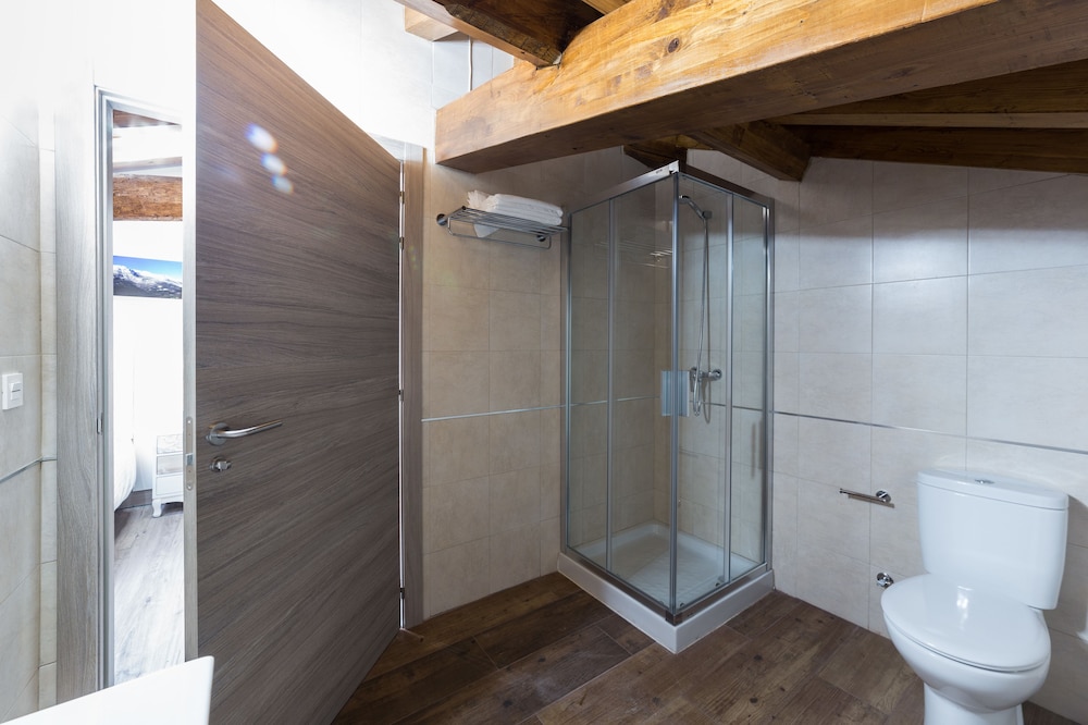 Petit Hotel Goierri 36/43