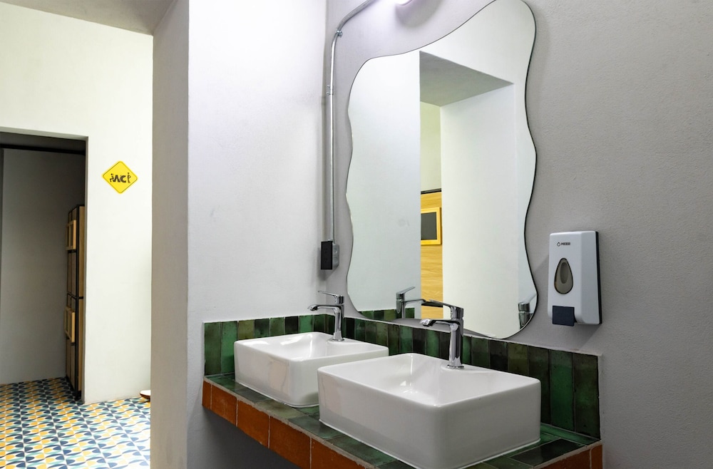 Hostal CASA MX bellas artes 38/44