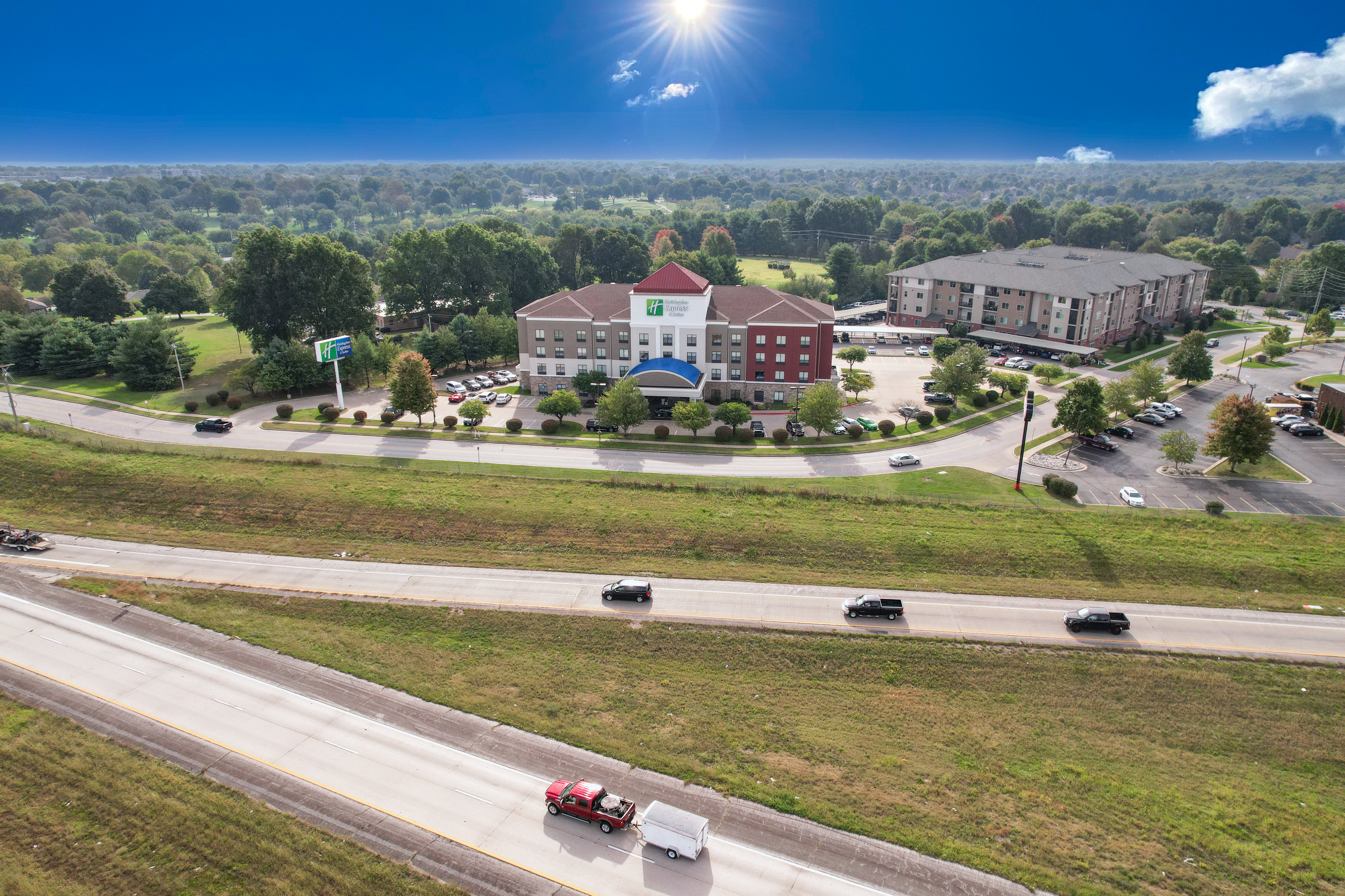 Holiday Inn Express Hotel And Suites Springfield Medical District 33/34