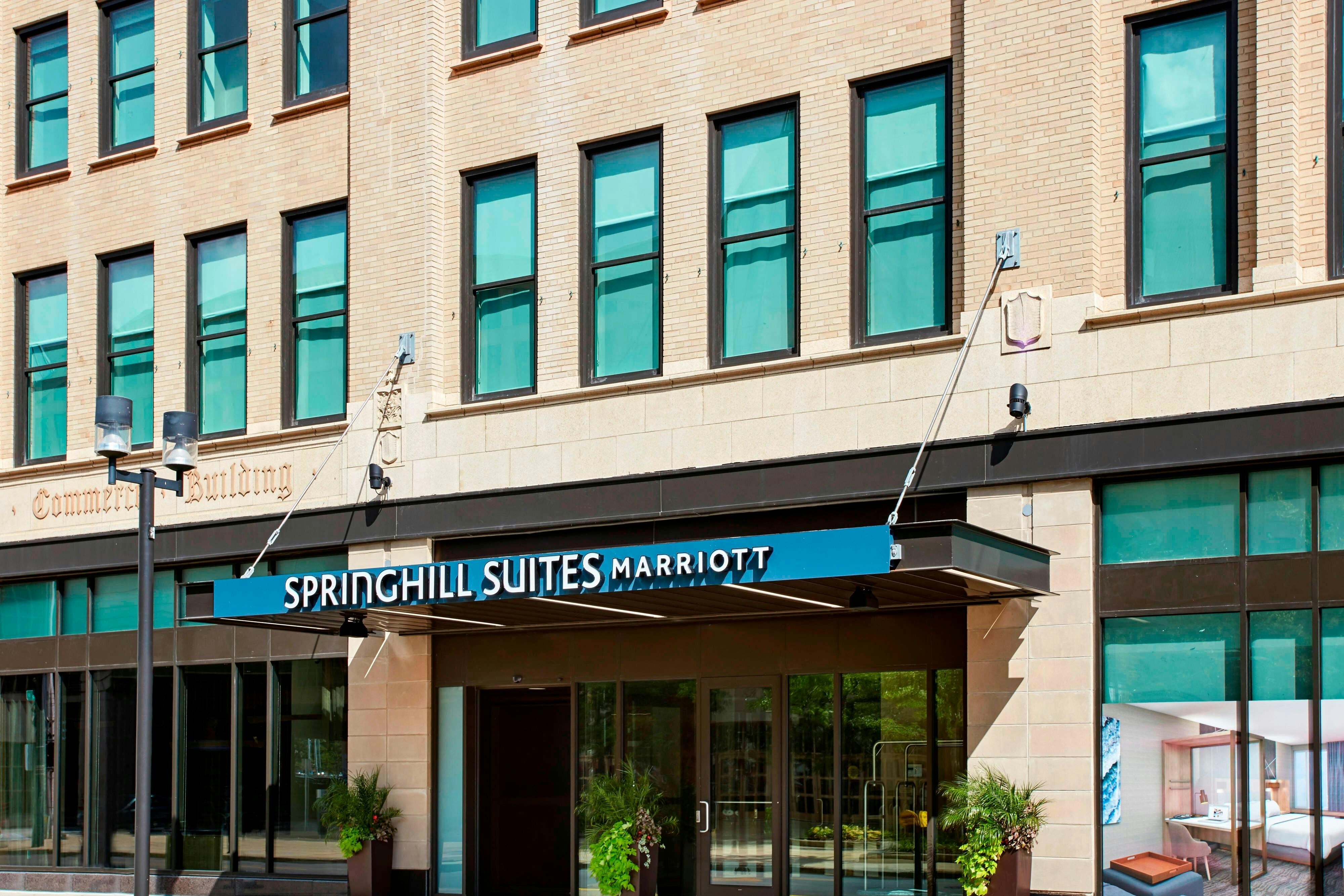 SPRINGHILL SUITES MILWAUKEE DOWNTOWN 1/17