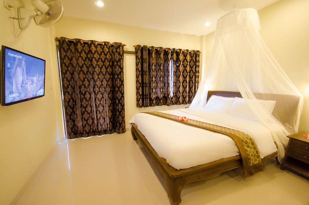 Namphung Phuket 17/78