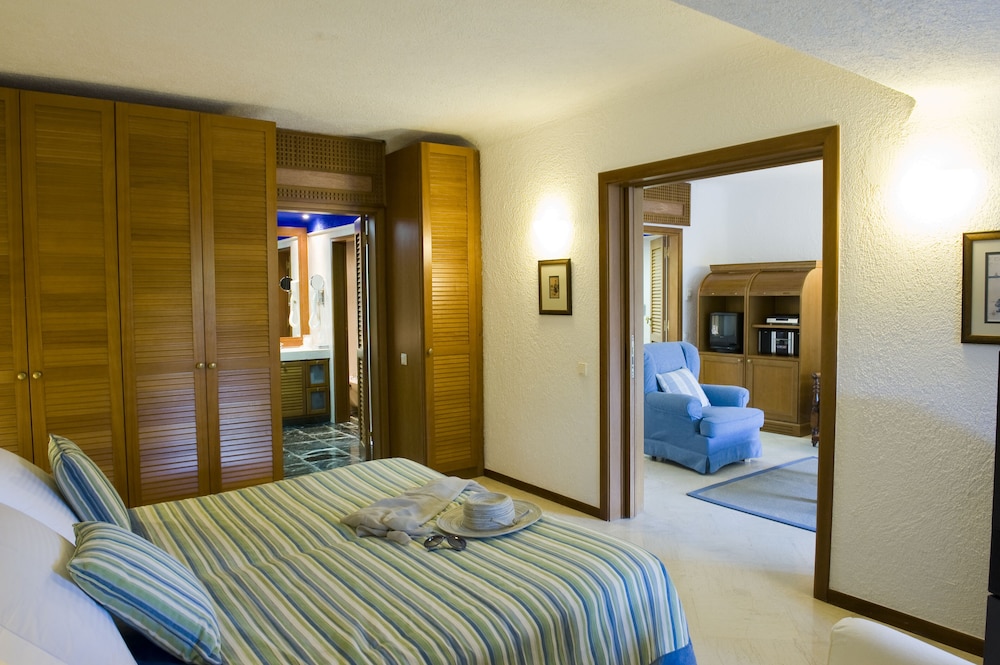 Elounda Bay Palace Hotel 10/83