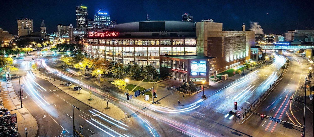 Courtyard by Marriott St. Paul Downtown 1/50