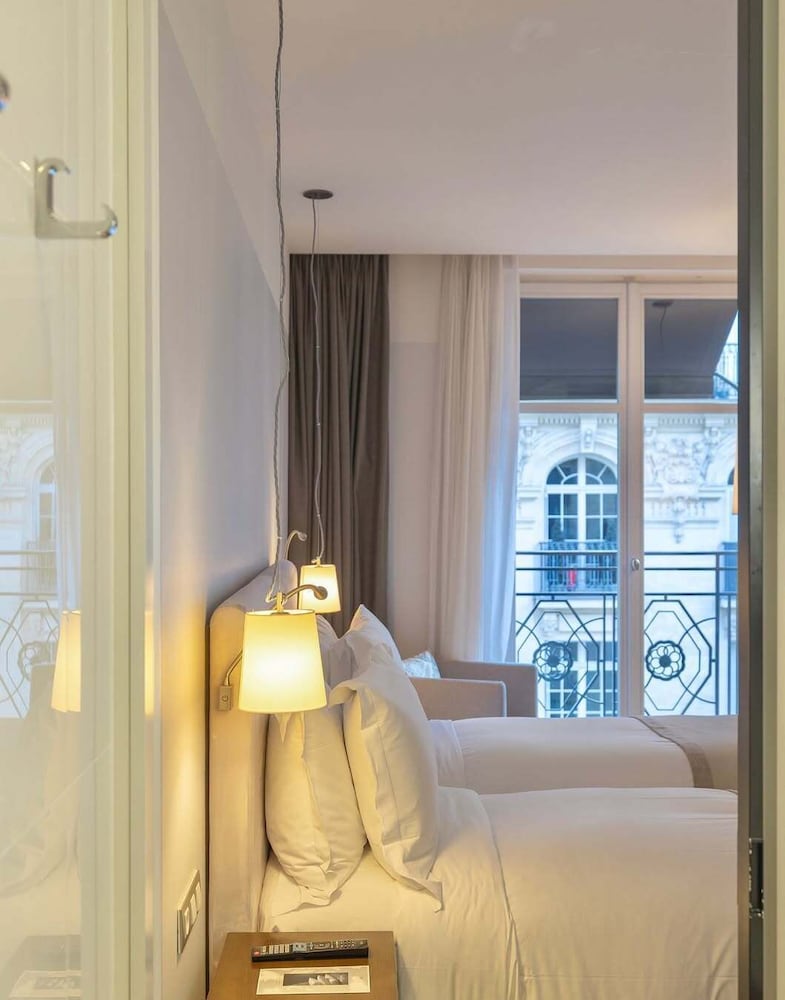 SOFITEL PARIS ARC DE TRIOMPHE 29/68