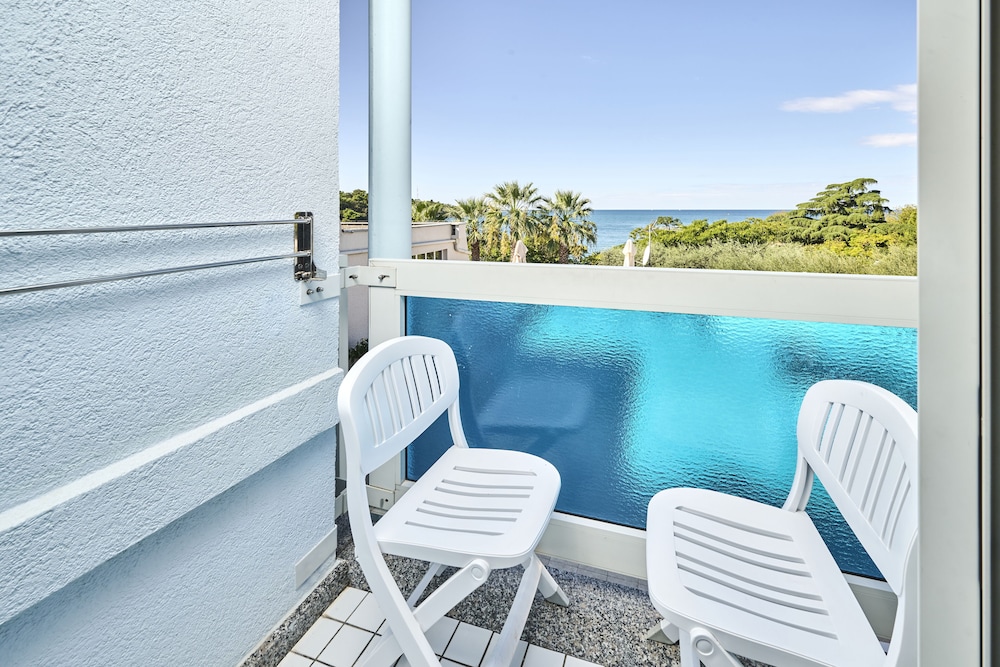 Hotel Plavi Plava Laguna 35/42