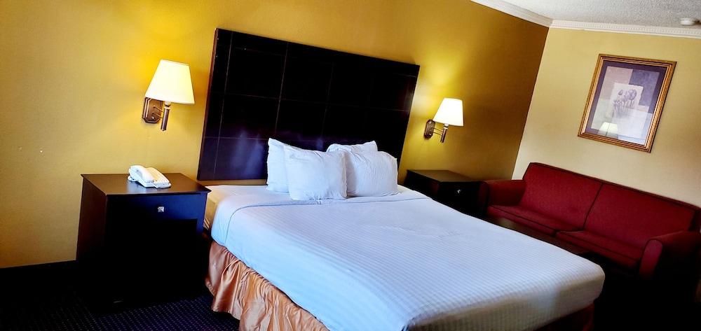 Americas Best Value Inn Suites Pensacola 11/30