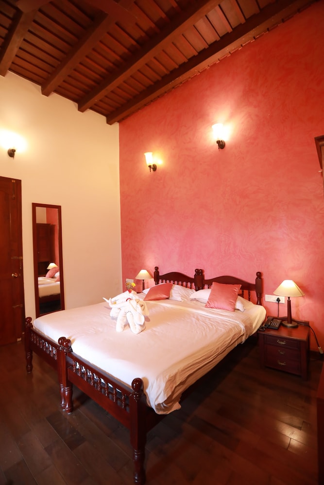 Amritara The Poovath Heritage Fort Kochi 20/50