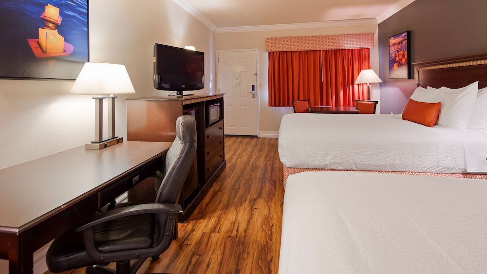 Best Western Anthony/West El Paso 6/42