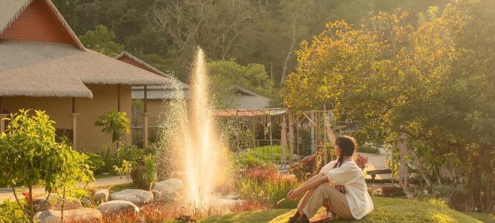 Isaan Isan Resort Khaoyai 70/74