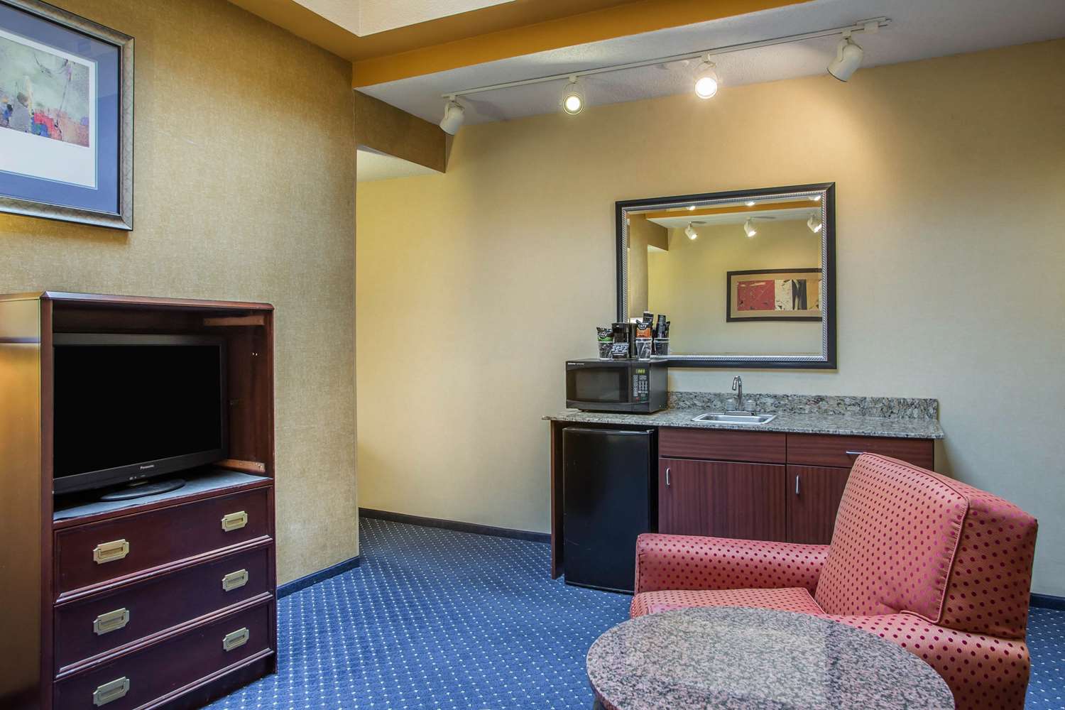Clarion Inn Merrillville, IN 11/18