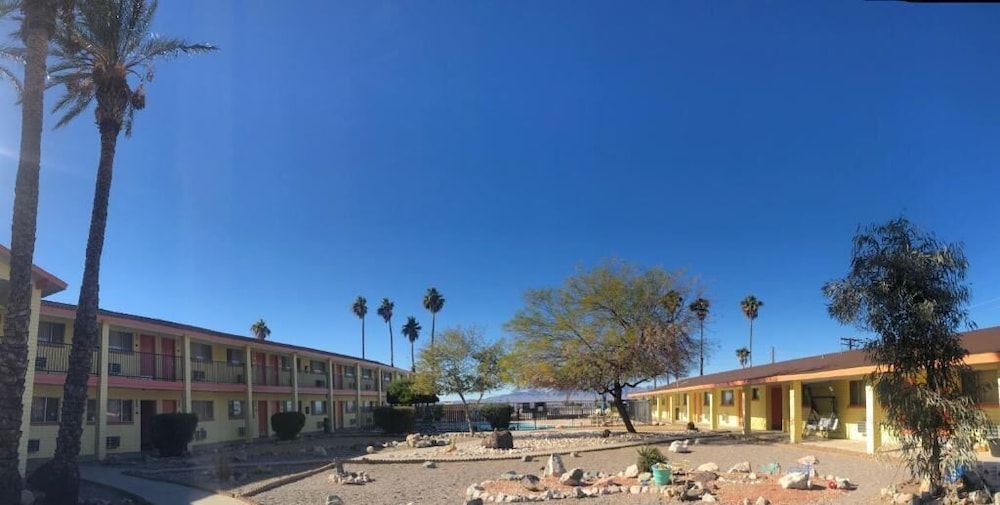 Lake Place Inn 5/21