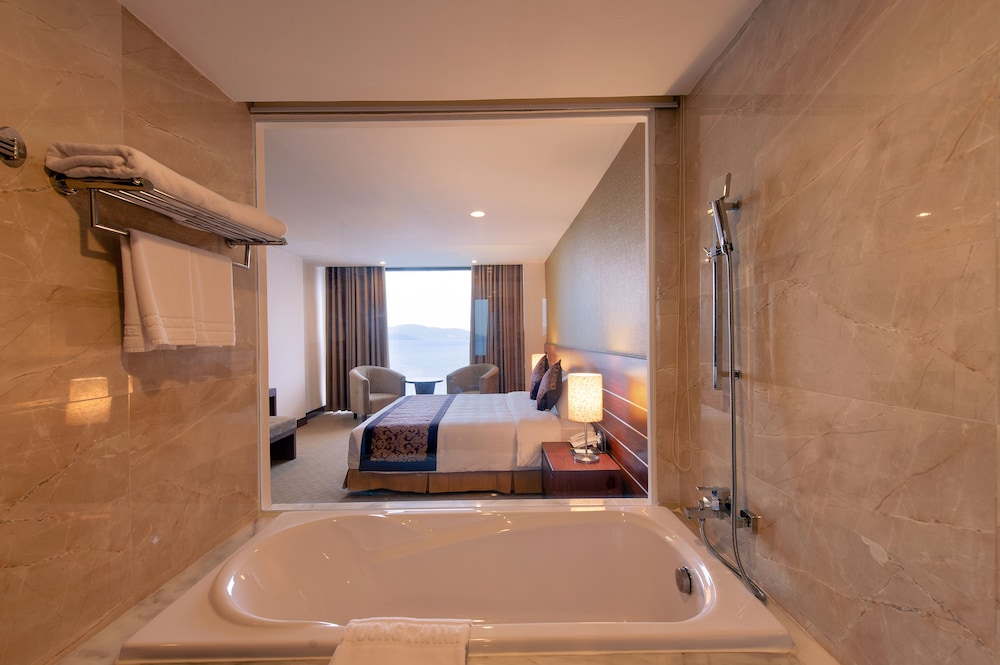 Muong Thanh Nha Trang Hotel 23/69