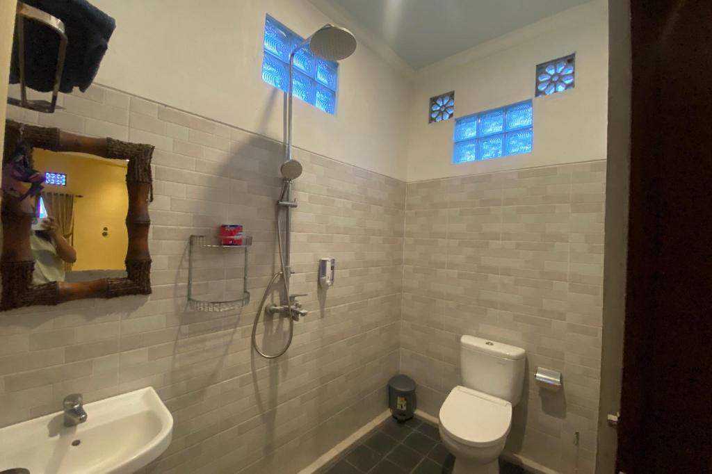 Capital O 93844 Arta Adi Homestay NearBali Zoo 24/24