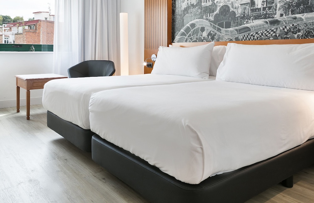 Innside by Melia Barcelona Apolo 25/75