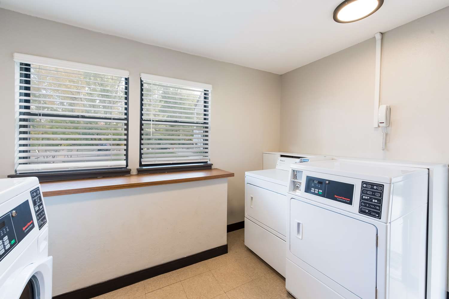 Best Western Fishkill Inn and Suites 12/53