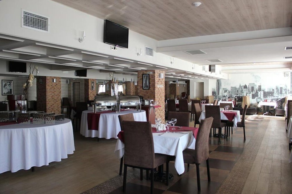 Regardal Hotel 39/50