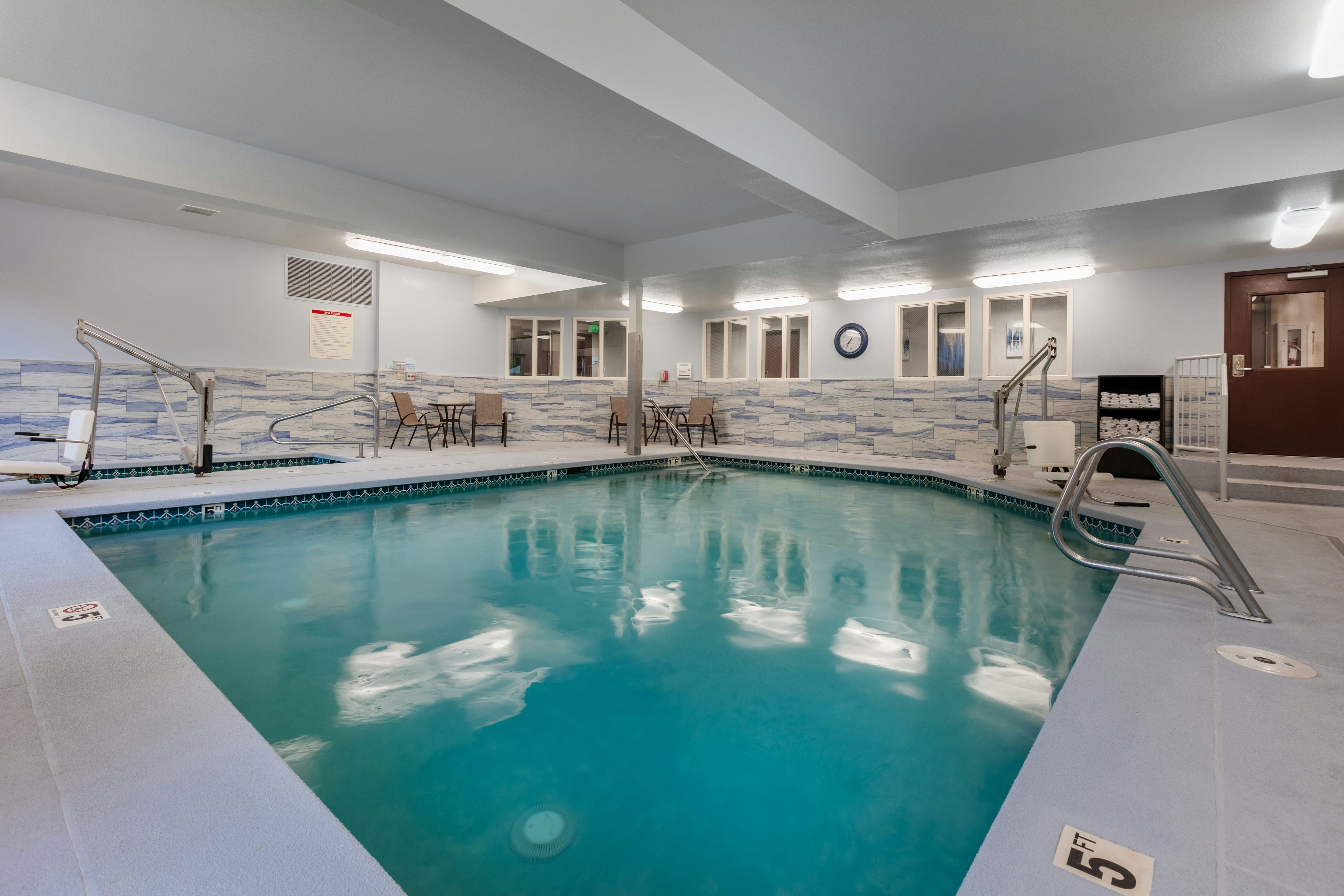 Holiday Inn Express Spokane Valley 36/65