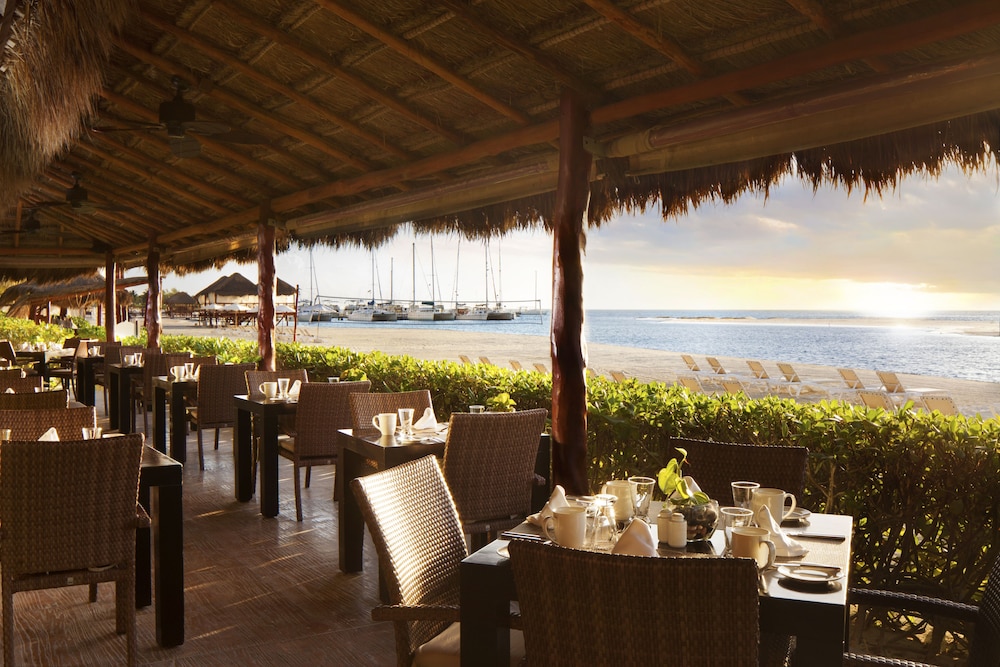 Palafitos Overwater Bungalows at El Dorado Maroma All Inclusive 34/49