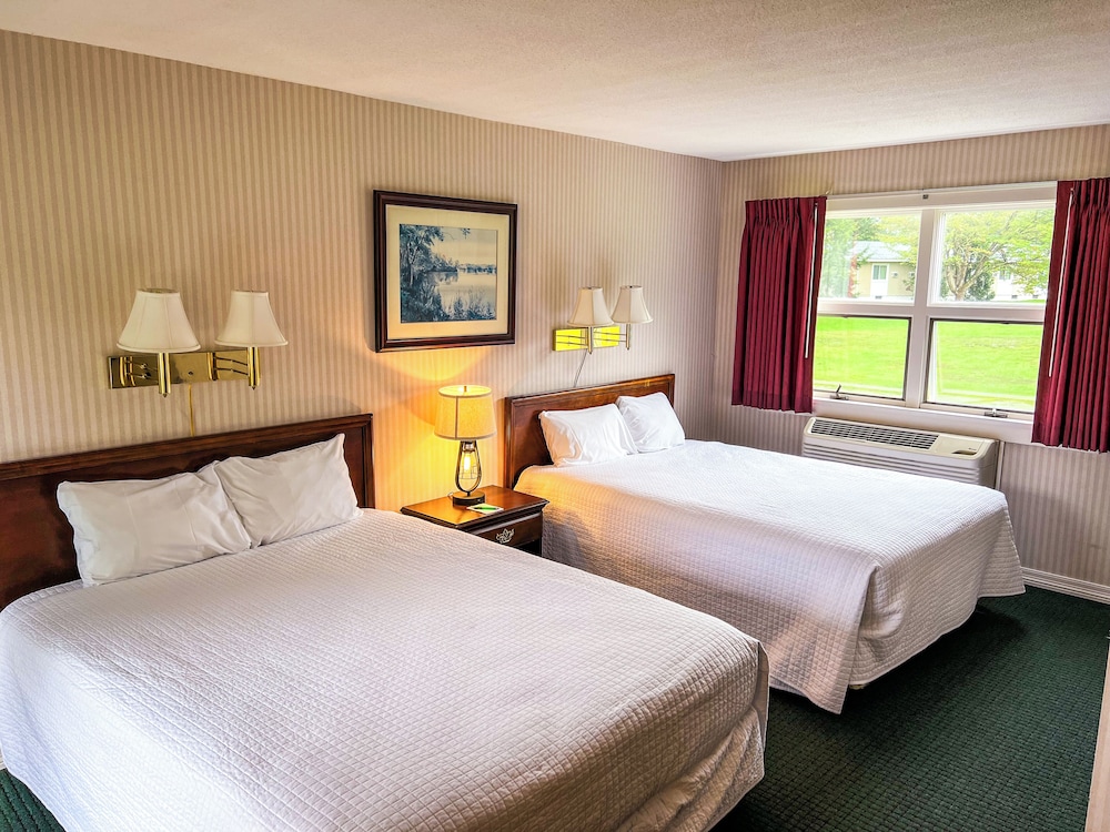 Stowe Motel Snowdrift 4/65