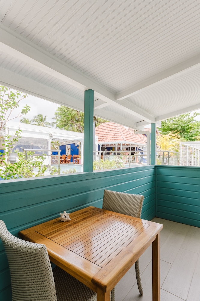Hotel Fregate Bleue 60/72