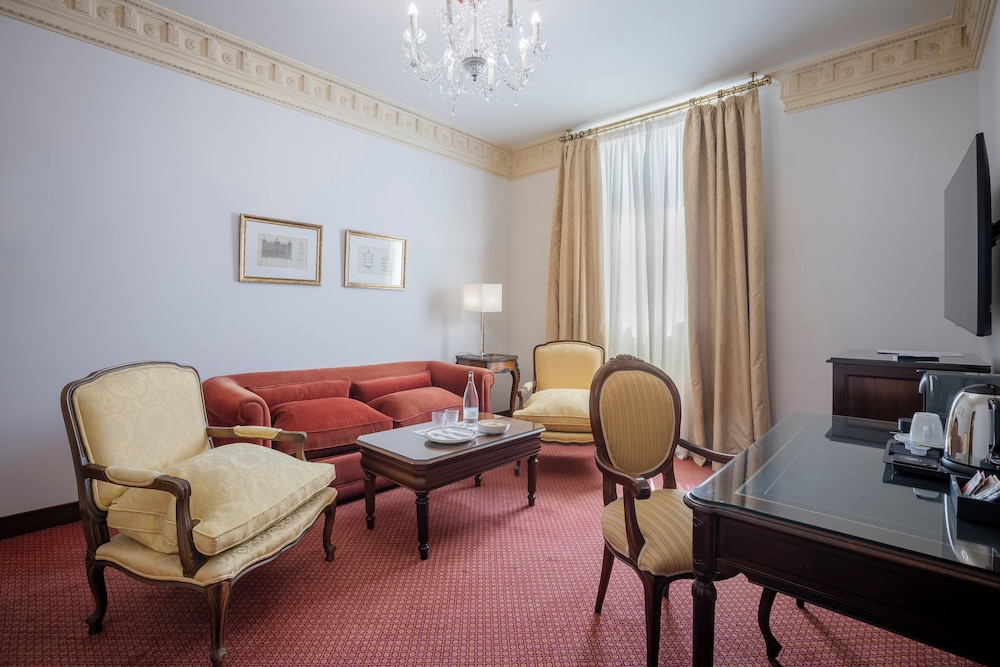 Duques de Medinaceli 27/50