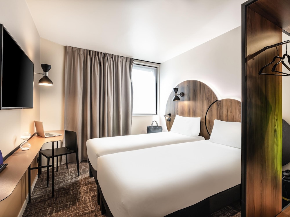غرفة قياسية بسريرين منفصلين، Ibis Styles Paris Meteor Avenue D'italie 2/5