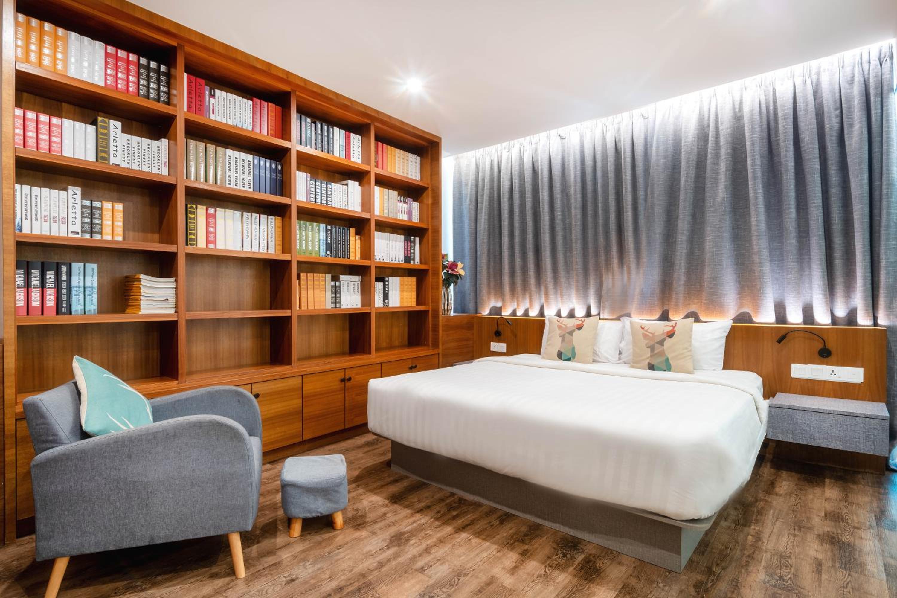 Executive, Suite, Apple Hotel Times Square 3/10