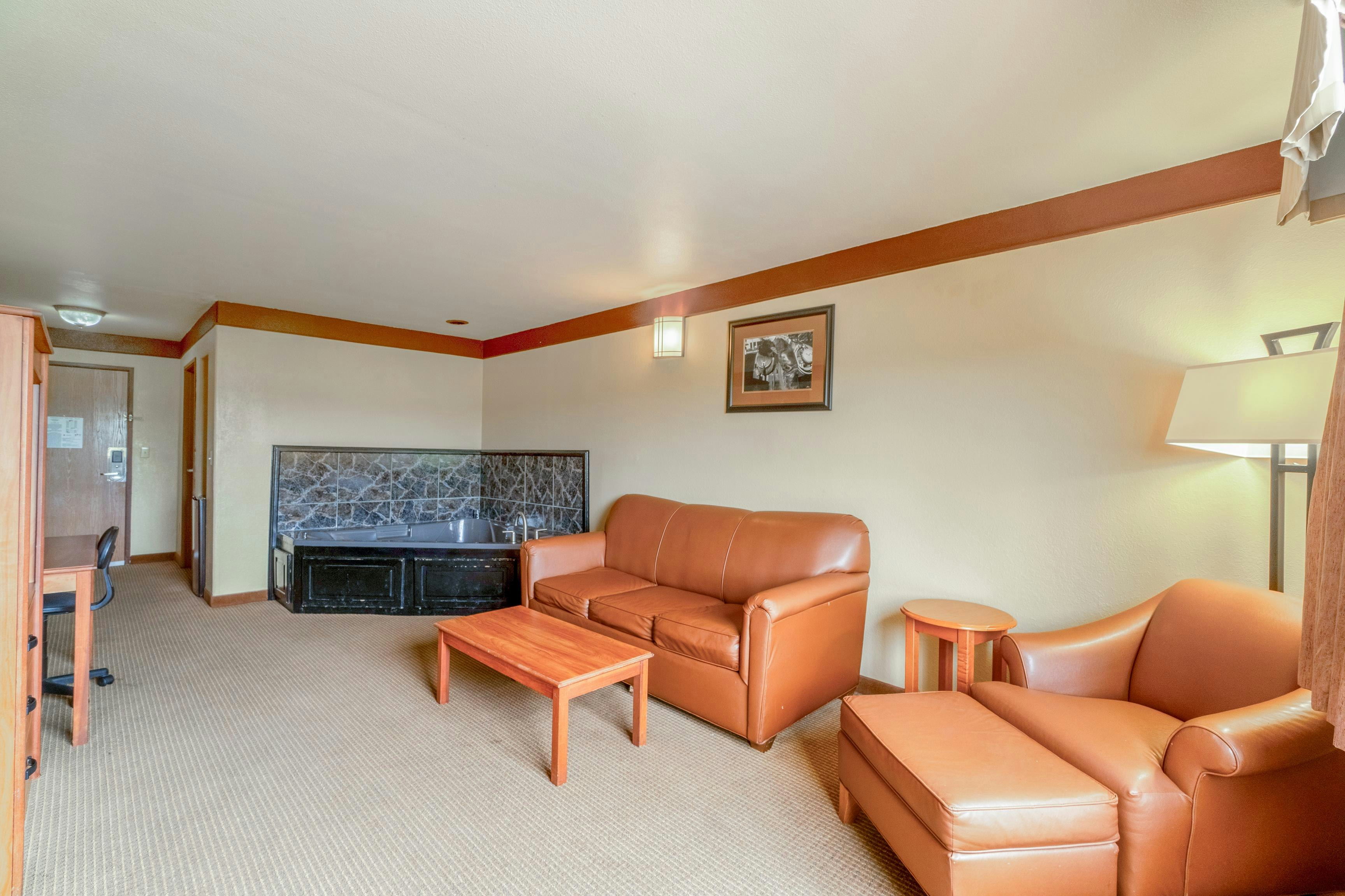 Days Inn & Suites by Wyndham Beeville 26/42