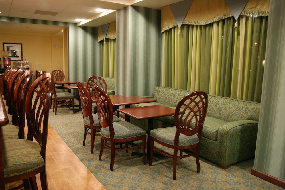 Hampton Inn Brentwood 42/50