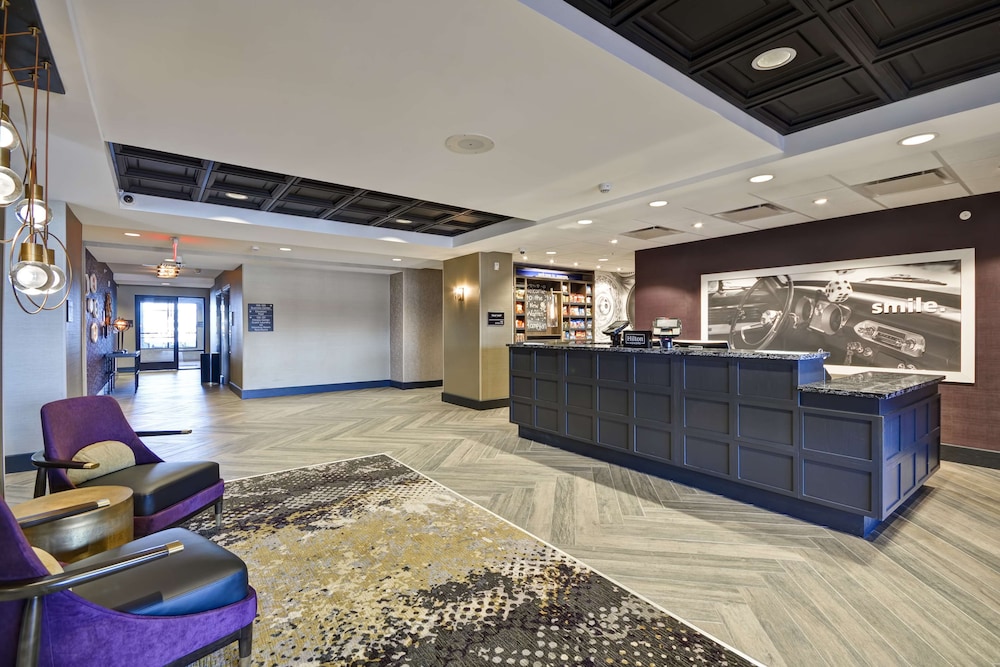 Hampton Inn Suites Detroit Warren 8/49