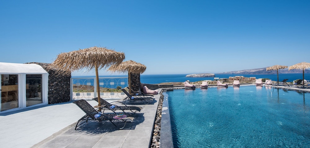 Serenita Luxury Suites 1/71